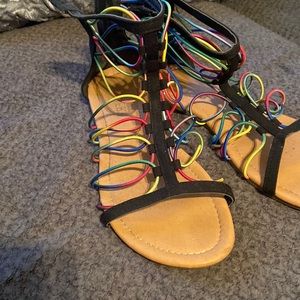 Rainbow high top slides